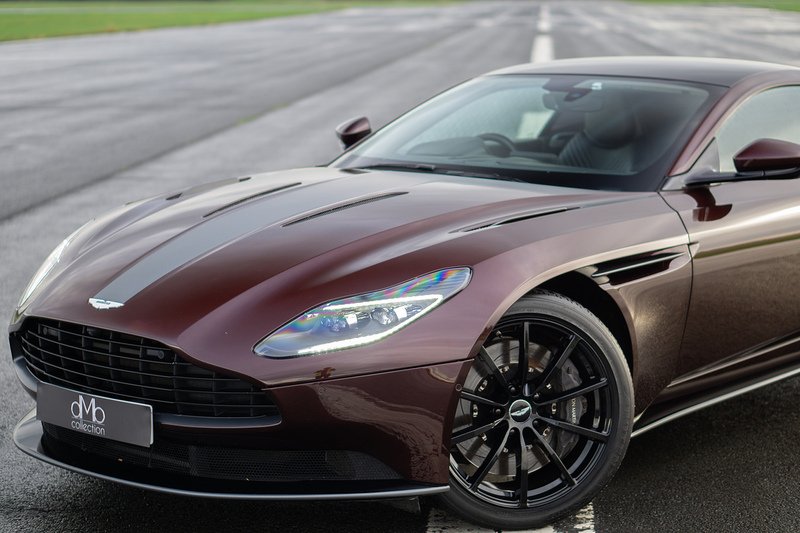 Aston Martin DB11 V12 BiTurbo AMR - U1511
