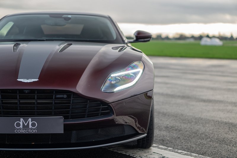 Aston Martin DB11 V12 BiTurbo AMR - U1511