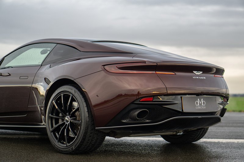 Aston Martin DB11 V12 BiTurbo AMR - U1511