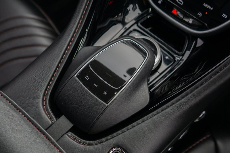 Aston Martin DB11 V12 BiTurbo AMR - U1511