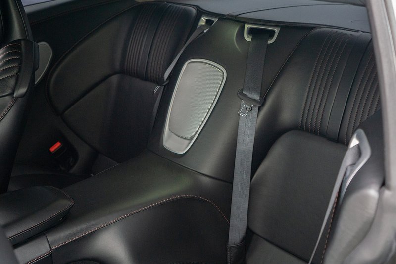 Aston Martin DB11 V12 BiTurbo AMR - U1511