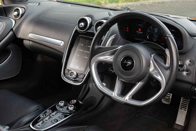 McLaren GT T V8 - U1514