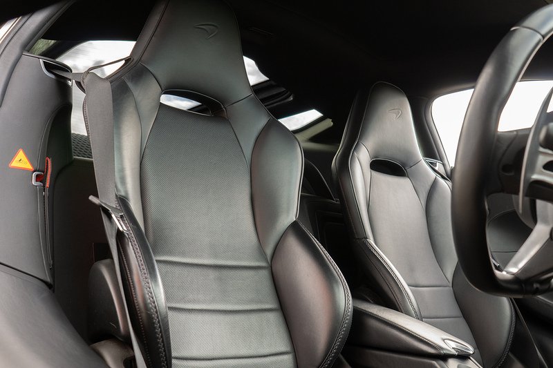 McLaren GT T V8 - U1514