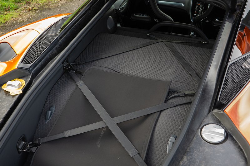 McLaren GT T V8 - U1514