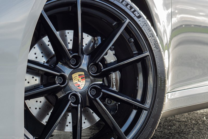 Porsche 911 T 992 Carrera S - U1517