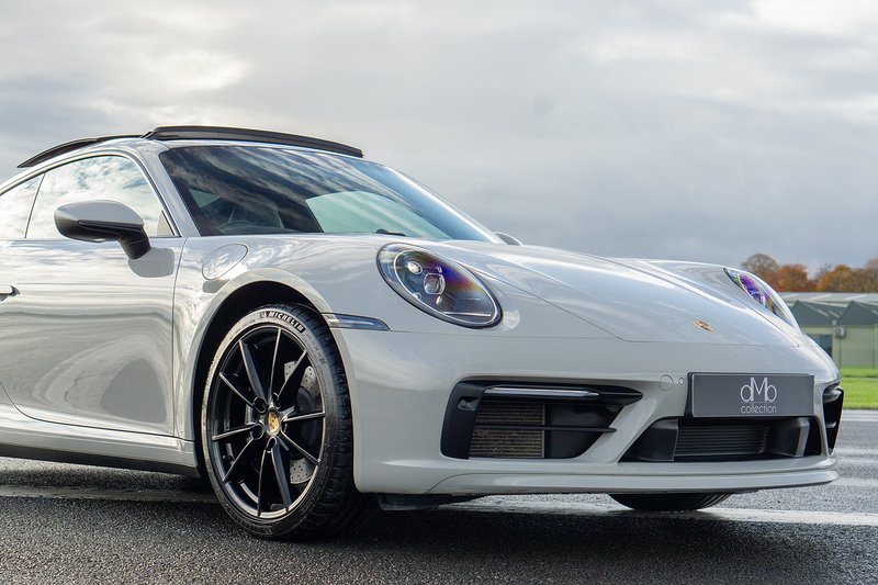 Porsche 911 T 992 Carrera S - U1517