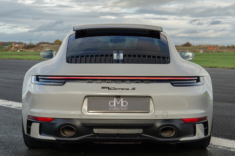 Porsche 911 T 992 Carrera S - U1517