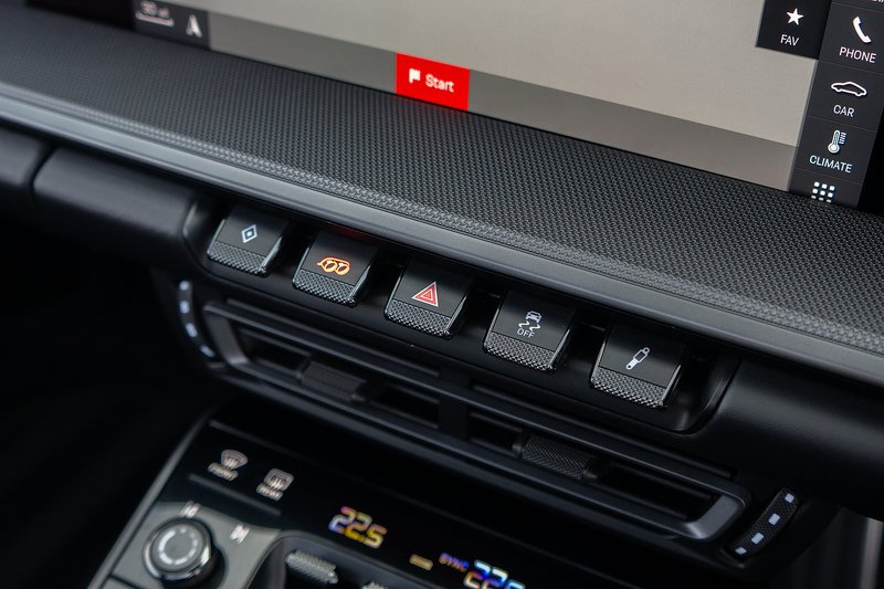 Porsche 911 T 992 Carrera S - U1517