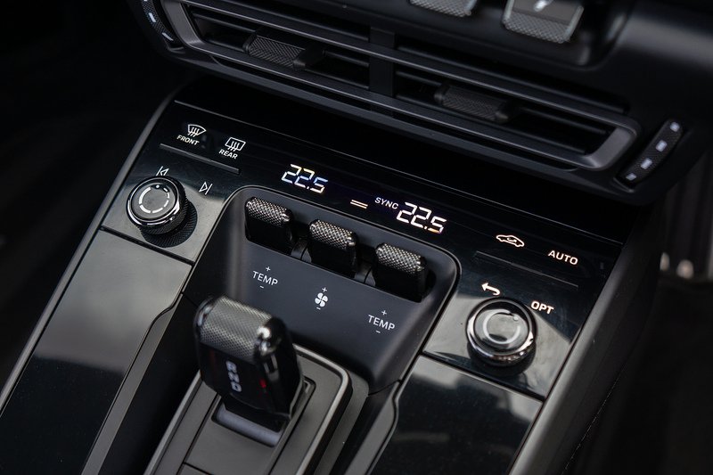 Porsche 911 T 992 Carrera S - U1517