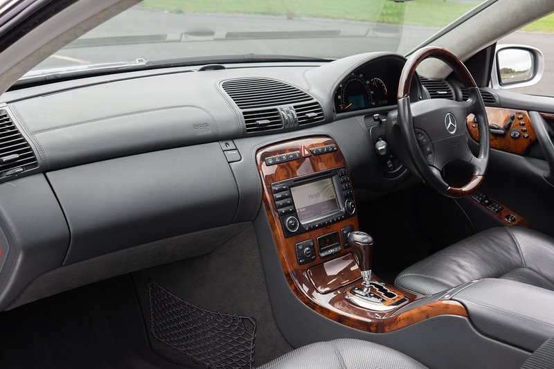 Mercedes-Benz CL  - U1518
