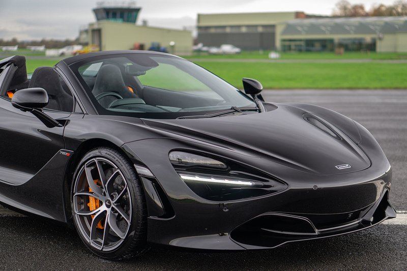 McLaren 720S T V8 - U1527