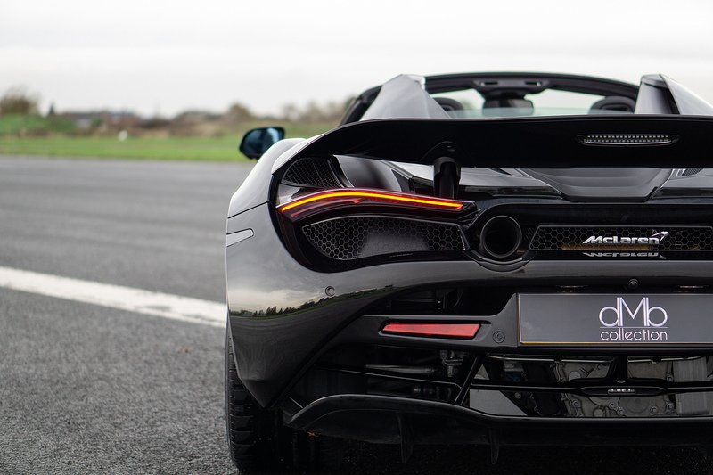 McLaren 720S T V8 - U1527
