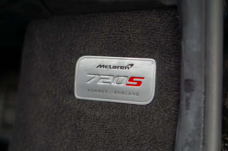 McLaren 720S T V8 - U1527