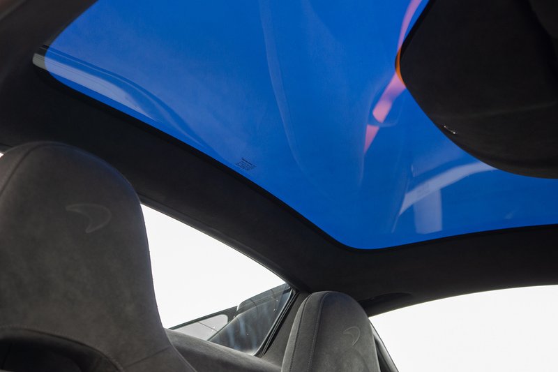 McLaren 720S T V8 - U1527