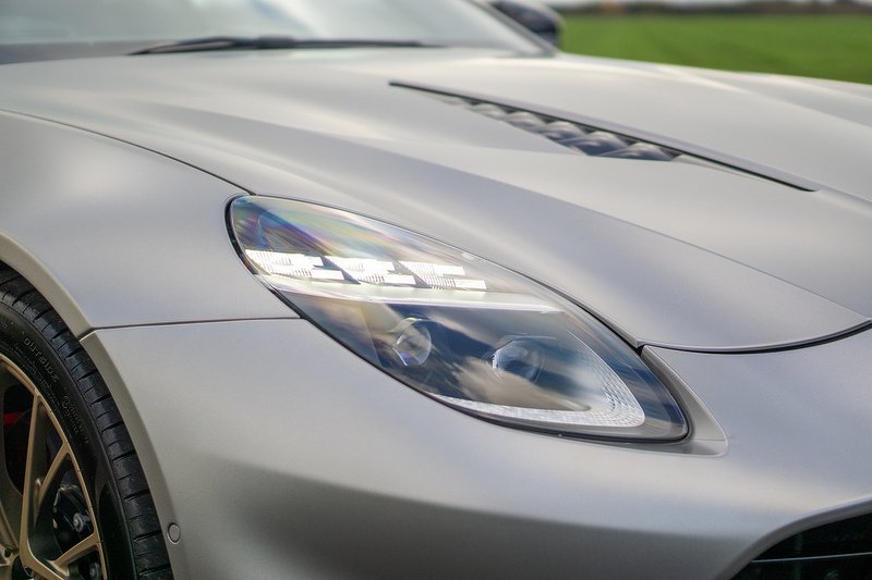 Aston Martin Vanquish V12 BiTurbo - U1528