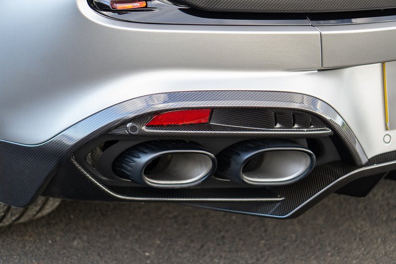 Aston Martin Vanquish V12 BiTurbo - U1528