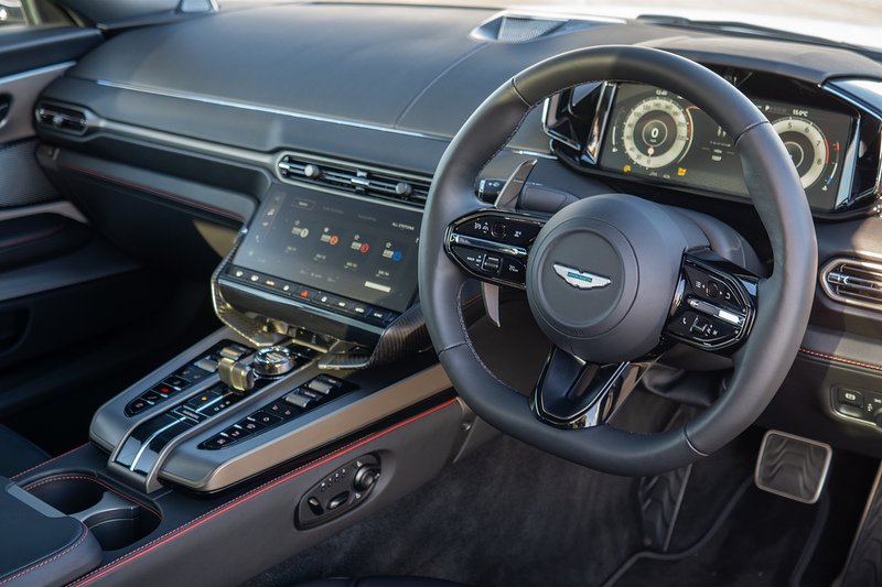 Aston Martin Vanquish V12 BiTurbo - U1528