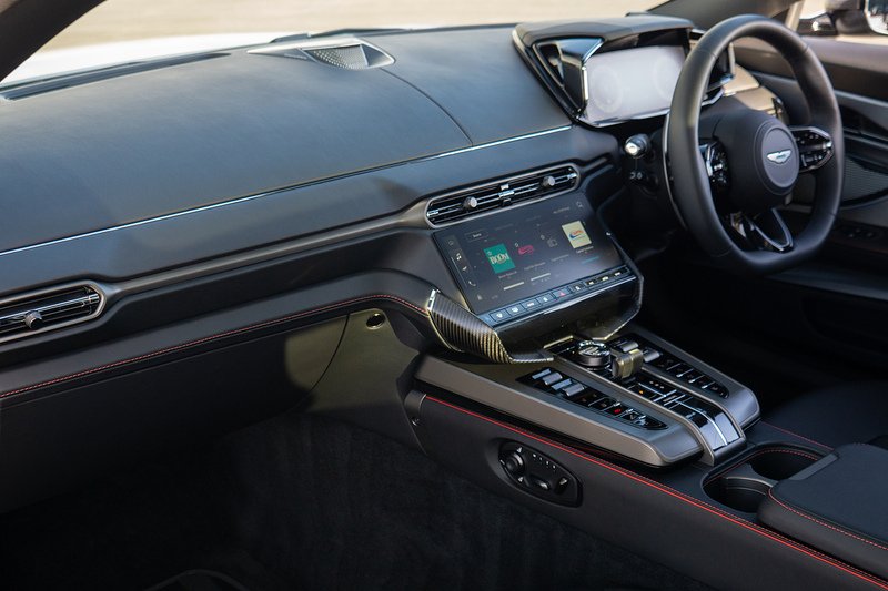 Aston Martin Vanquish V12 BiTurbo - U1528