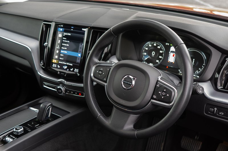 Volvo XC60 h T6 Inscription Expression - U1531