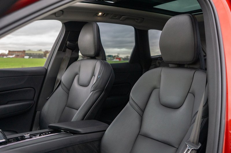 Volvo XC60 h T6 Inscription Expression - U1531