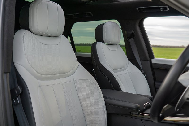 Land Rover Range Rover Sport D350 MHEV Autobiography - U1537