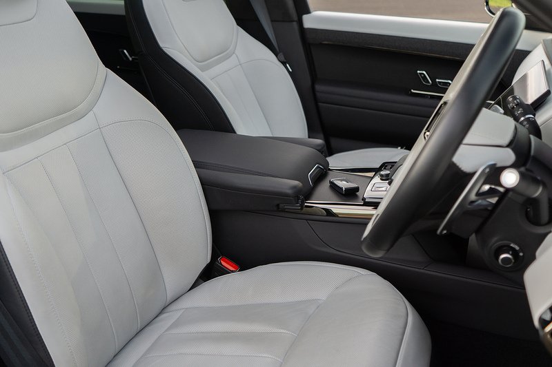 Land Rover Range Rover Sport D350 MHEV Autobiography - U1537