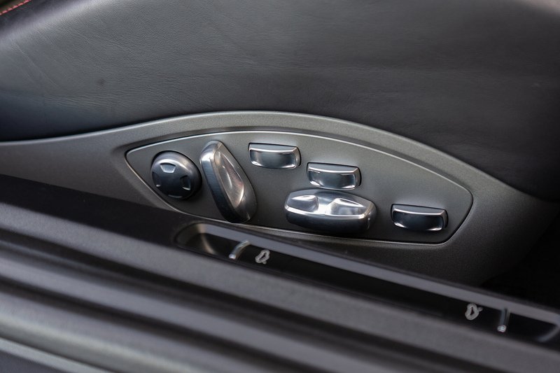 Porsche Cayman 981 GT4 - U1538