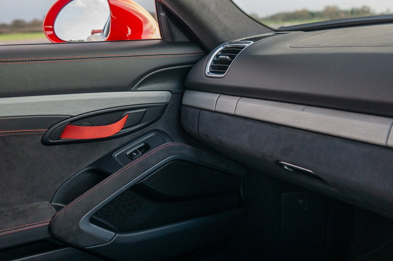 Porsche Cayman 981 GT4 - U1538