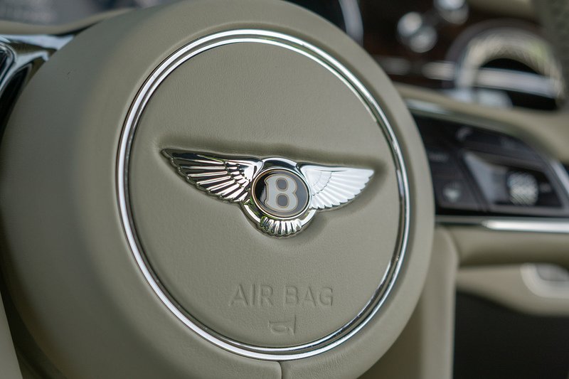 Bentley Continental W12 GT - U1544