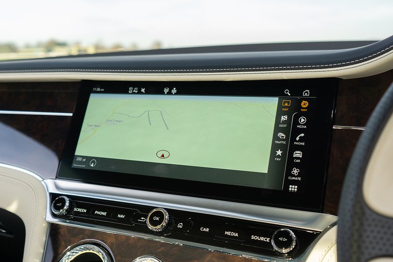 Bentley Continental W12 GT - U1544