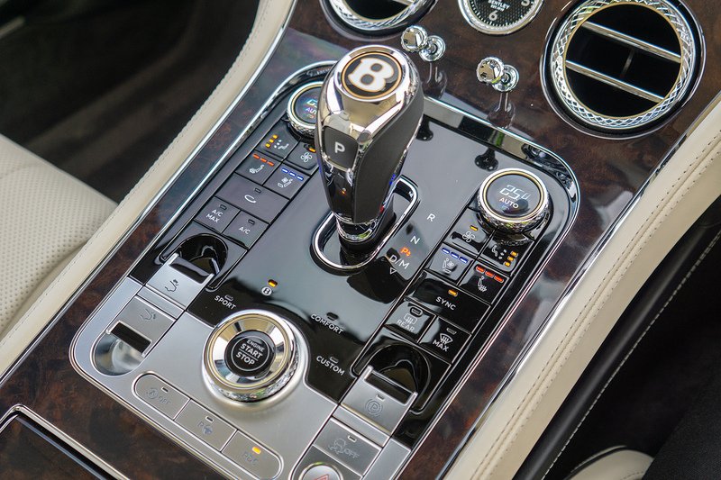 Bentley Continental W12 GT - U1544