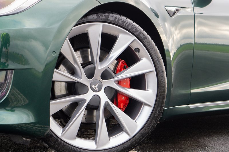 Tesla Model S Performance - U1549