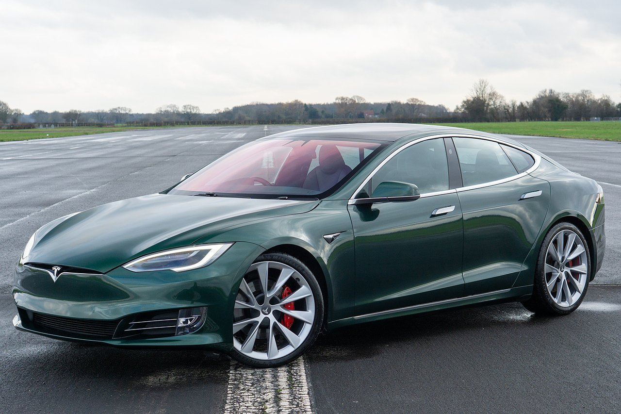 2020 Tesla Model S Performance