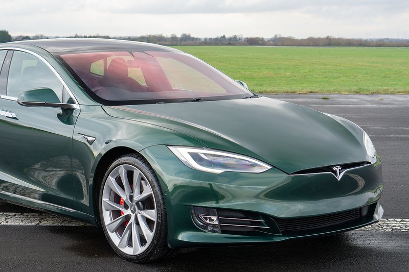 Tesla Model S Performance - U1549