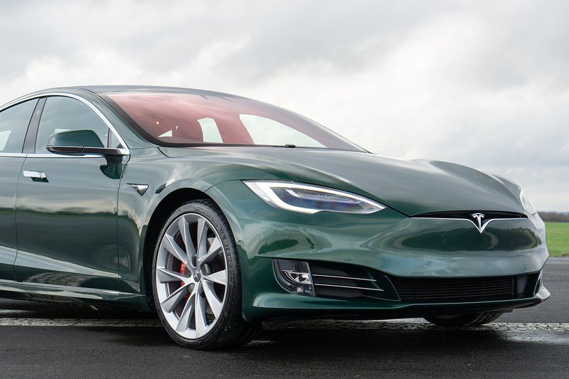 Tesla Model S Performance - U1549