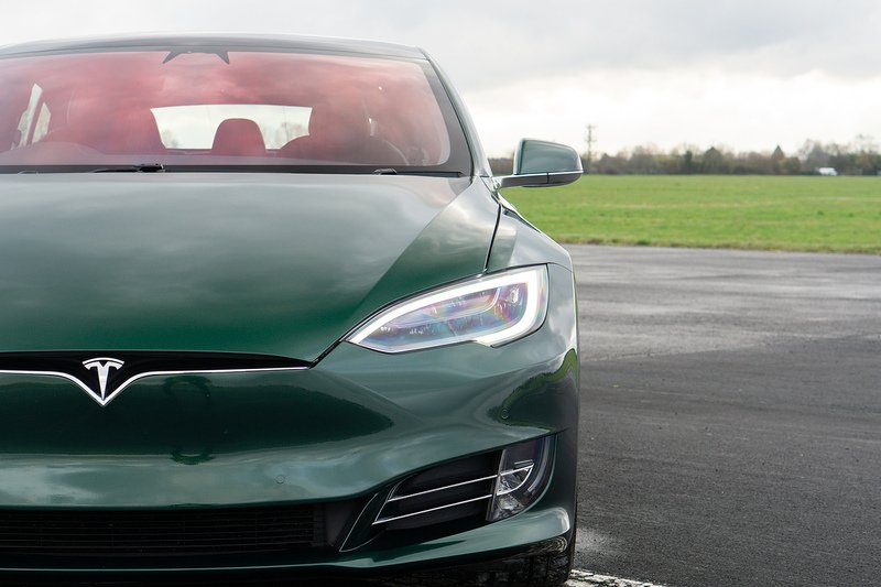 Tesla Model S Performance - U1549