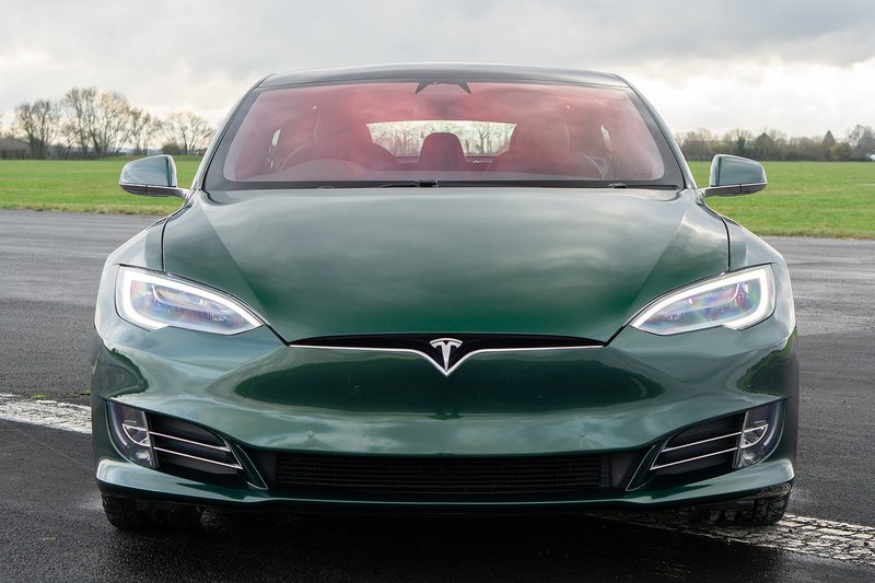 Tesla Model S Performance - U1549