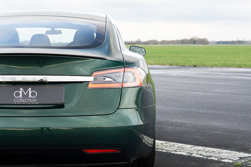 Tesla Model S Performance - U1549