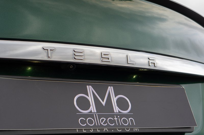 Tesla Model S Performance - U1549