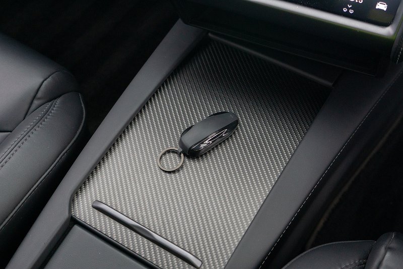 Tesla Model S Performance - U1549