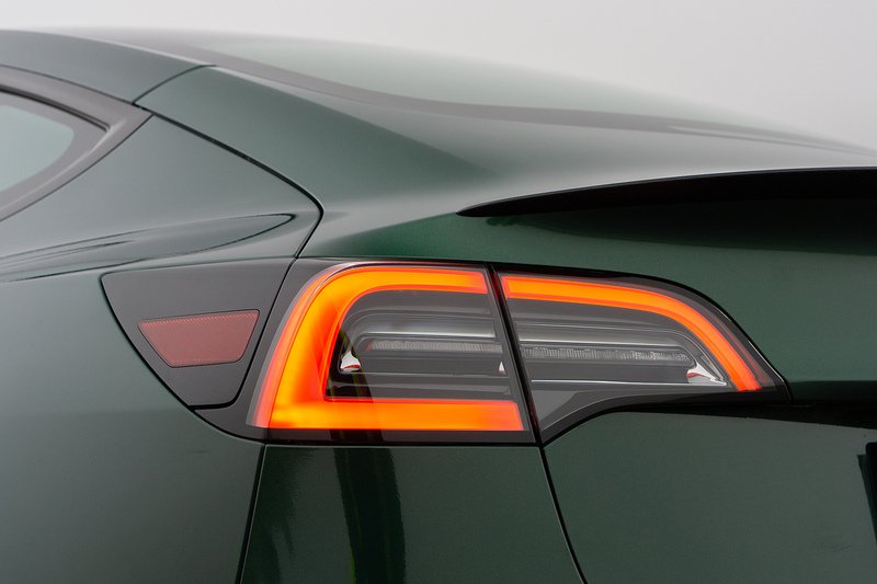 Tesla Model 3 Performance - U1550