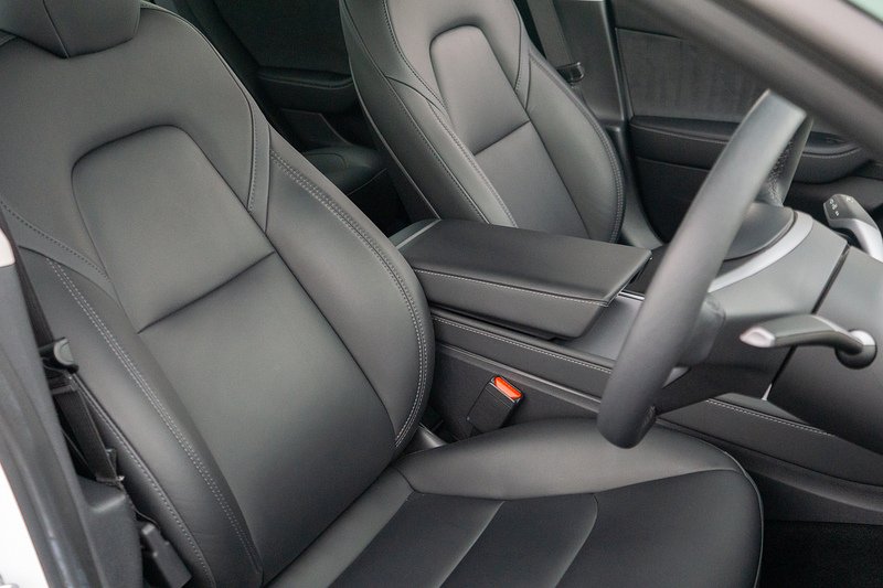 Tesla Model 3 Performance - U1550