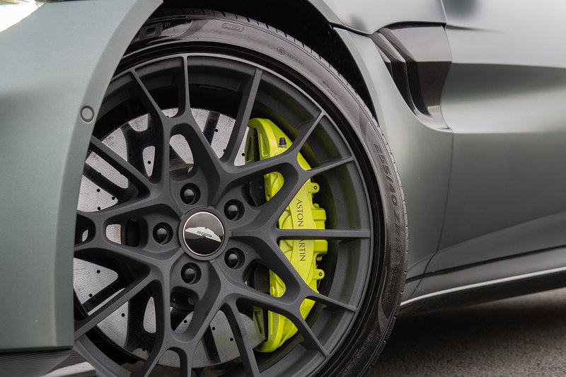 Aston Martin Vantage V8 AMR Hero - U1551