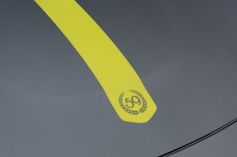 Aston Martin Vantage V8 AMR Hero - U1551