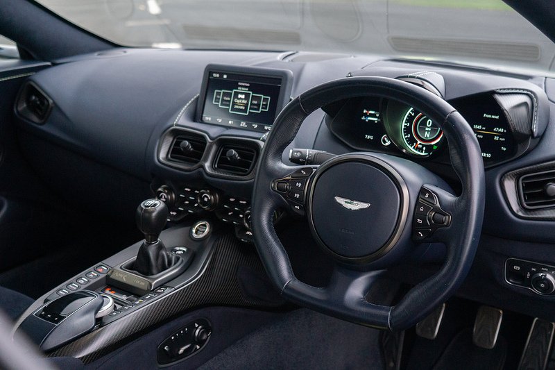 Aston Martin Vantage V8 AMR Hero - U1551