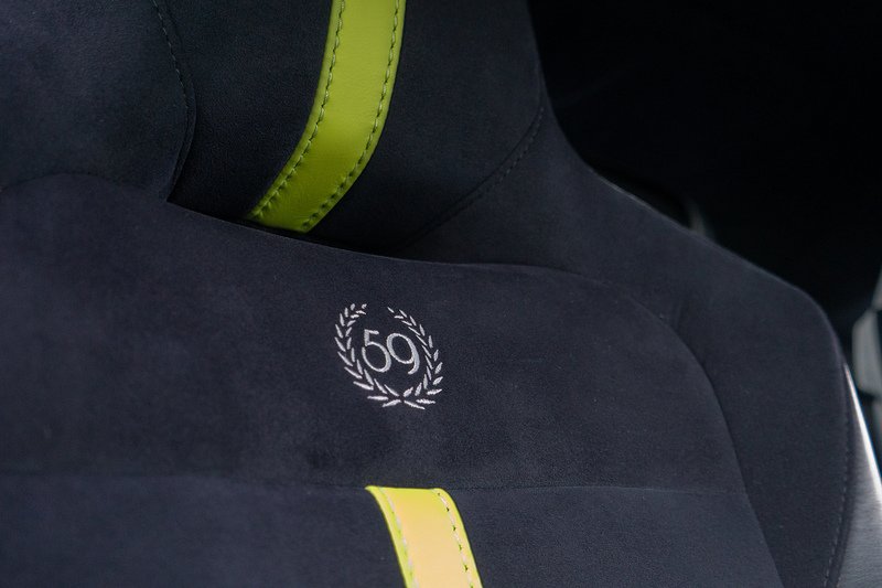 Aston Martin Vantage V8 AMR Hero - U1551