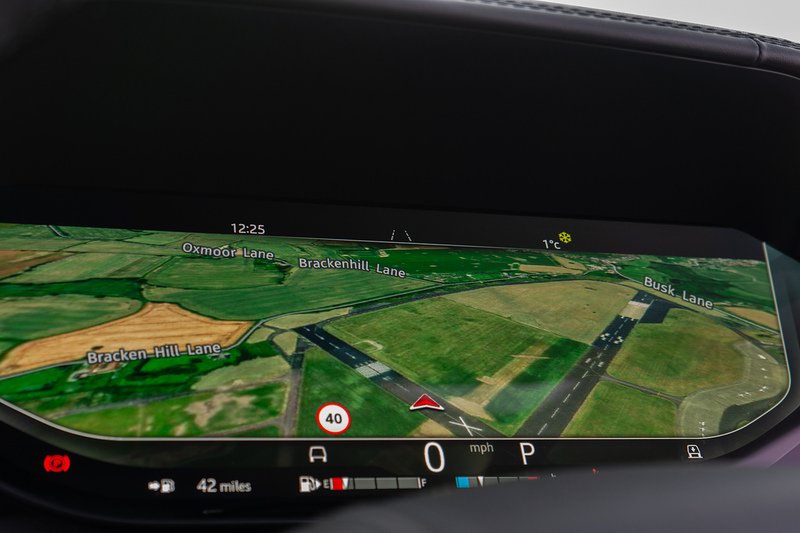 Land Rover Range Rover D350 MHEV Autobiography - U1553