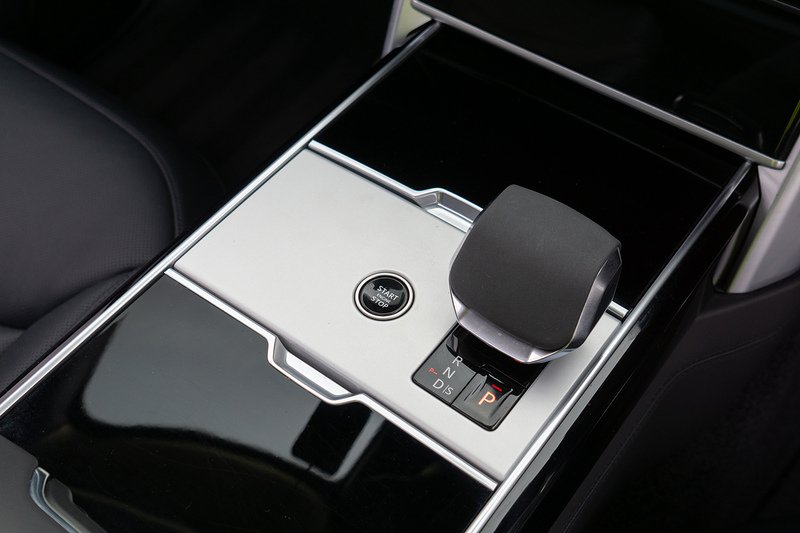 Land Rover Range Rover D350 MHEV Autobiography - U1553