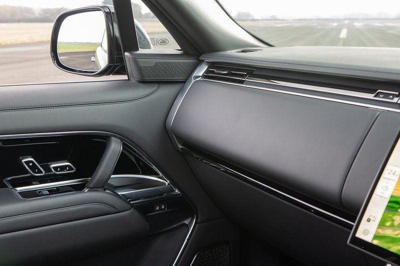 Land Rover Range Rover D350 MHEV Autobiography - U1553