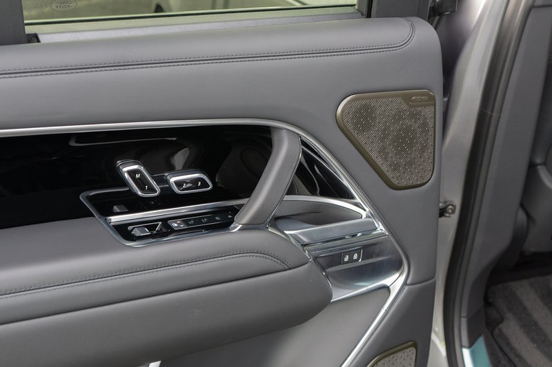 Land Rover Range Rover D350 MHEV Autobiography - U1553